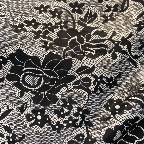 Worthington Black Button Down Water Resistant Floral Lined Spring Jacket - Picture 3 of 15